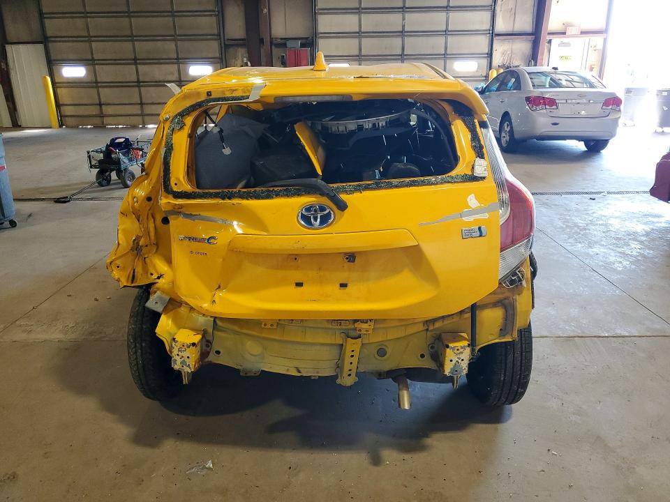 Photo 6 from auction – 2015 TOYOTA PRIUS C with VIN JTDKDTB39F1089107