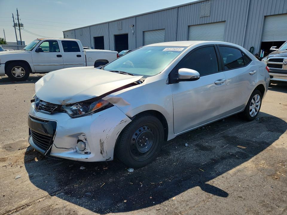 TOYOTA COROLLA 2014 with VIN 5YFBURHEXEP027902 - Photo from auction