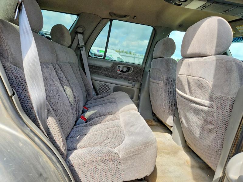 Photo 11 from auction – 2001 CHEVROLET BLAZER with VIN 1GNDT13WX12179336