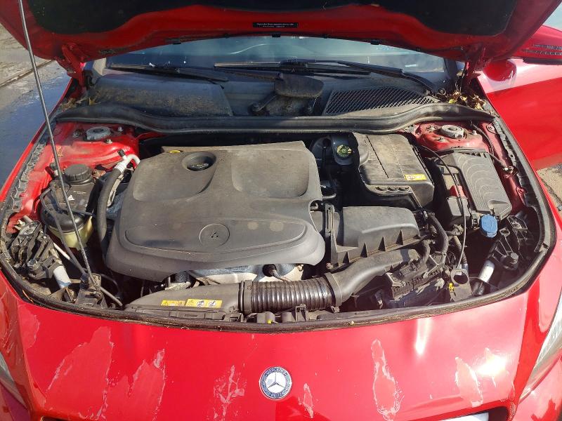Photo 11 from auction – 2014 MERCEDES-BENZ CLA with VIN WDDSJ4EB8EN104002