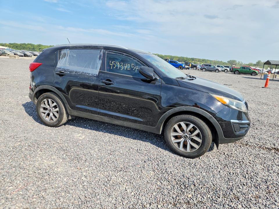 Photo 4 from auction – 2016 KIA SPORTAGE with VIN KNDPB3AC4G7797650