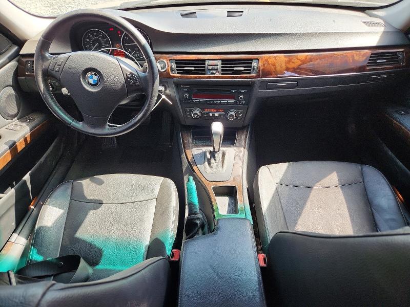 Photo 8 from auction – 2010 BMW 328 with VIN WBAPH5G58ANM70154