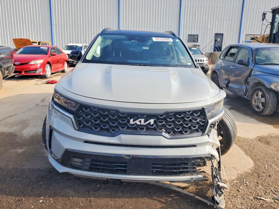 Photo 5 from auction – 2023 KIA SORENTO with VIN 5XYRK4LF8PG175254