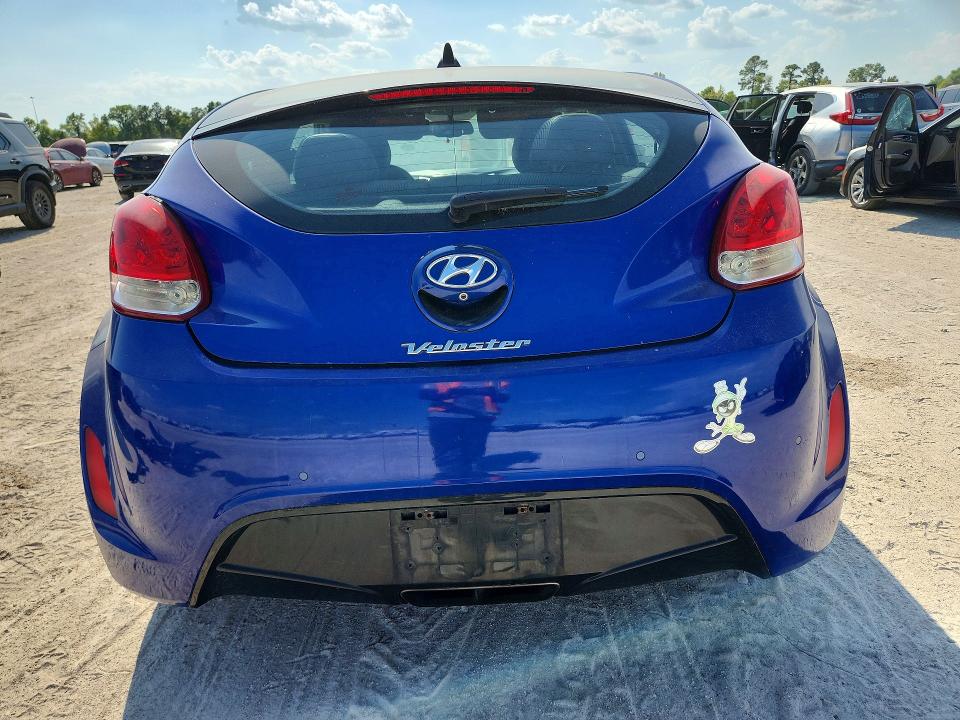 Photo 6 from auction – 2013 HYUNDAI VELOSTER with VIN KMHTC6ADXDU151544