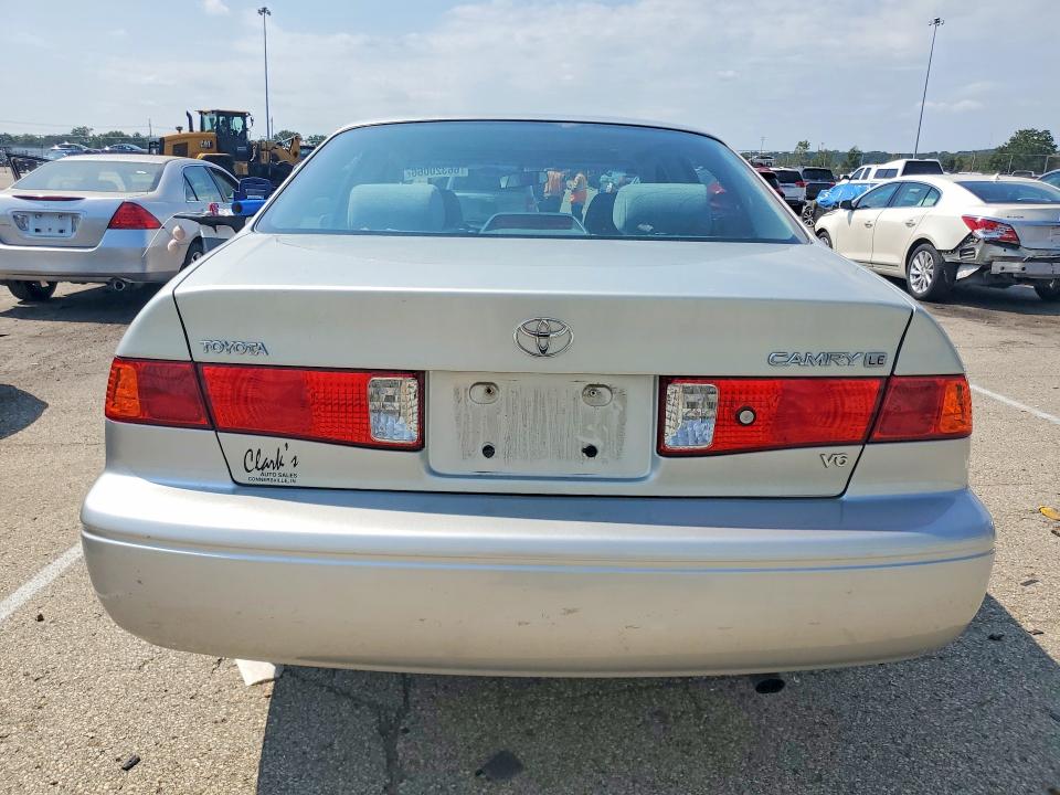 Photo 6 from auction – 2000 TOYOTA CAMRY with VIN 4T1BF28K6YU107160