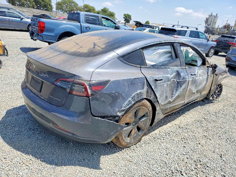 Photo 3 from auction – 2023 TESLA MODEL 3 with VIN 5YJ3E1EBXPF621336