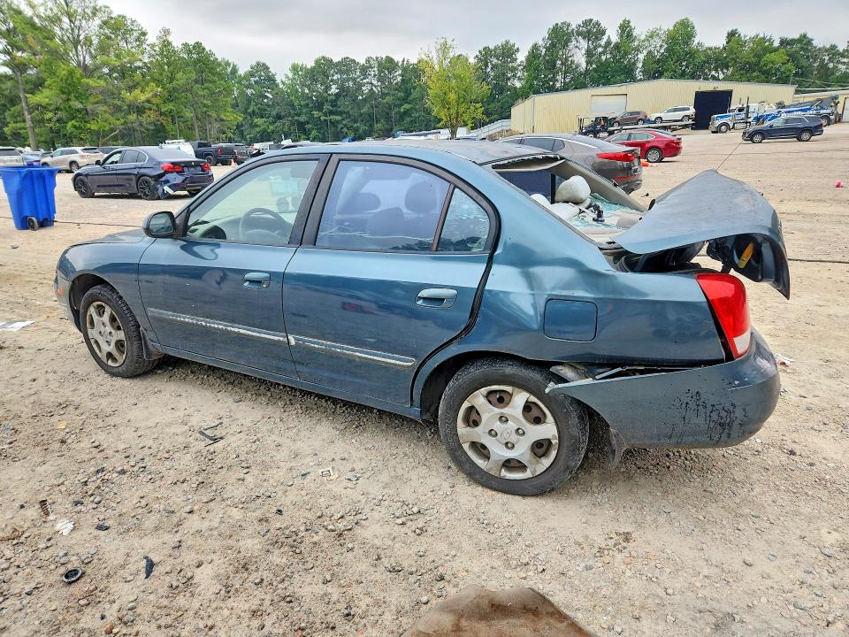 Photo 2 from auction – 2002 HYUNDAI ELANTRA with VIN KMHDN45D12U415812
