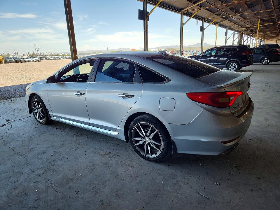 Photo 2 from auction – 2015 HYUNDAI SONATA with VIN 5NPE34AB2FH219526