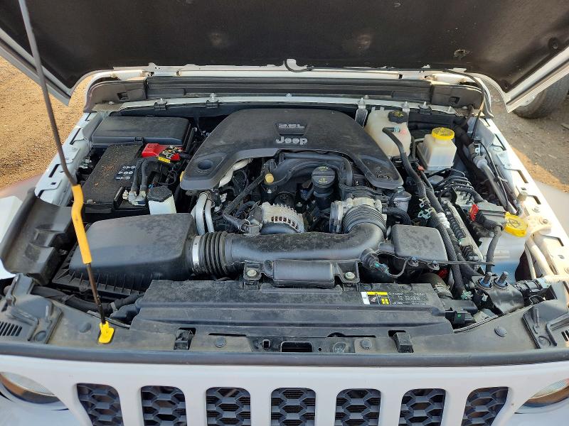 Photo 11 from auction – 2020 JEEP GLADIATOR with VIN 1C6HJTAG4LL170420