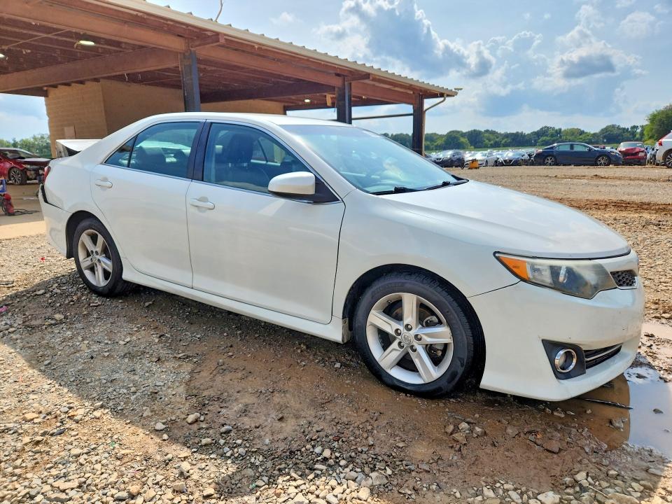 Photo 4 from auction – 2014 TOYOTA CAMRY with VIN 4T1BF1FK4EU457878