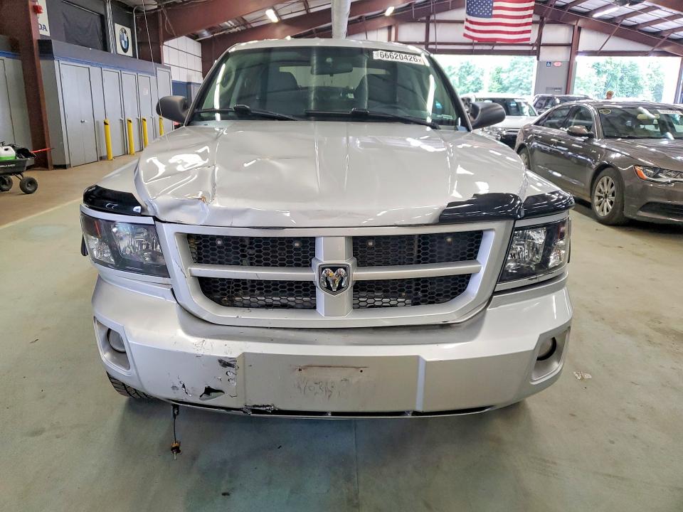 Photo 5 from auction – 2011 DODGE DAKOTA with VIN 1D7RW3GK7BS592671