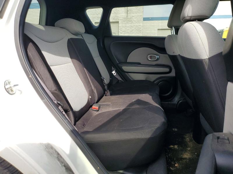 Photo 11 from auction – 2015 KIA SOUL with VIN KNDJN2A26F7793662