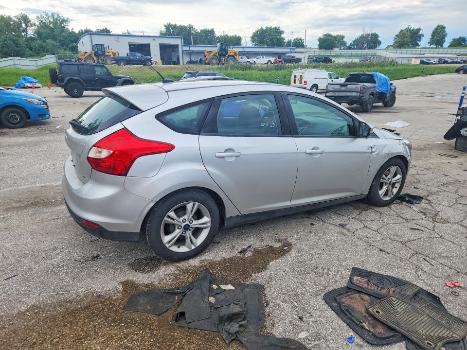 Photo 3 from auction – 2014 FORD FOCUS with VIN 1FADP3K25EL431149