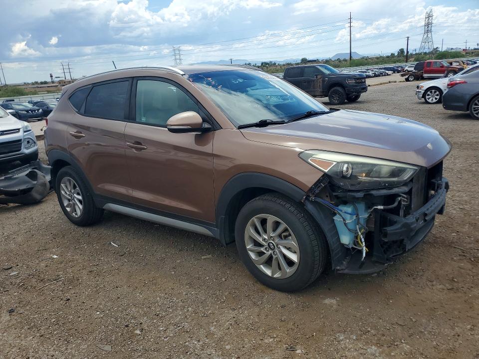 Photo 4 from auction – 2017 HYUNDAI TUCSON with VIN KM8J33A2XHU361443