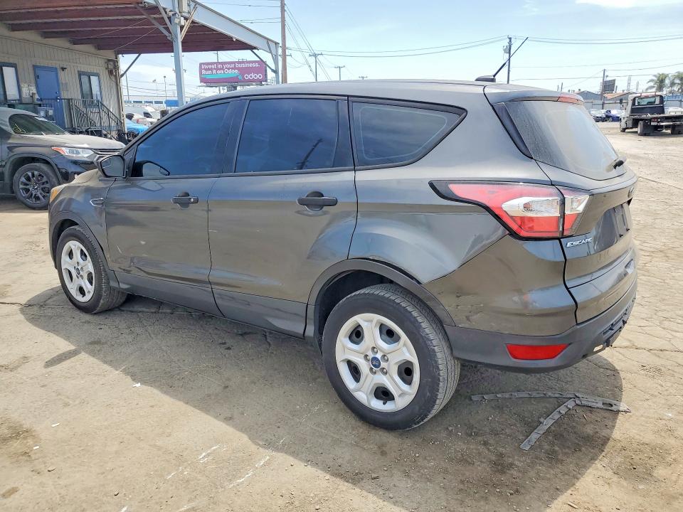 Photo 2 from auction – 2017 FORD ESCAPE with VIN 1FMCU0F72HUC67114