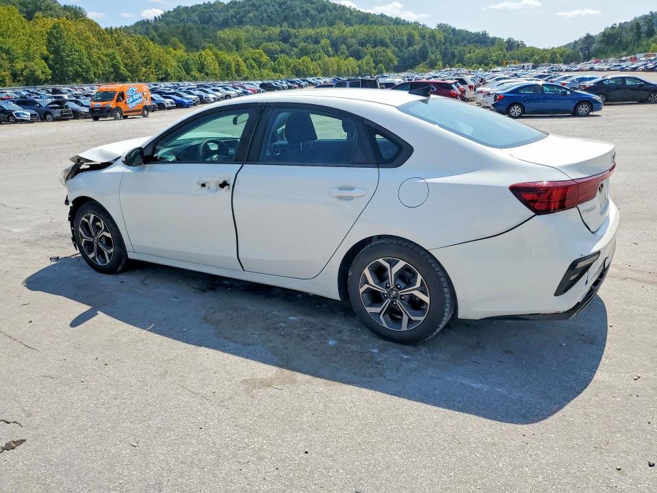 Photo 2 from auction – 2020 KIA FORTE with VIN 3KPF24AD7LE191201