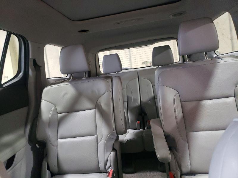 Photo 10 from auction – 2017 GMC ACADIA with VIN 1GKKNNLS2HZ139949