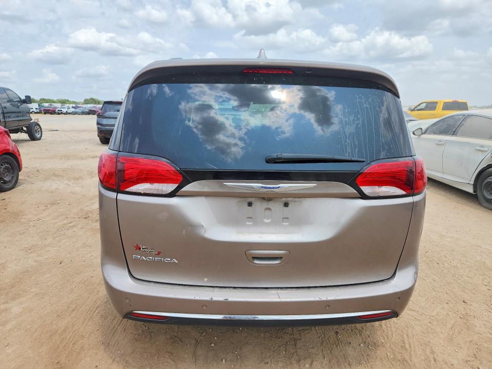Photo 6 from auction – 2018 CHRYSLER PACIFICA with VIN 2C4RC1EG8JR252399