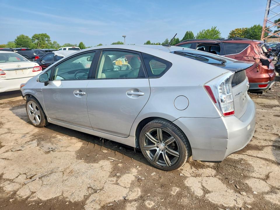 Photo 2 from auction – 2010 TOYOTA PRIUS with VIN JTDKN3DU1A0022907
