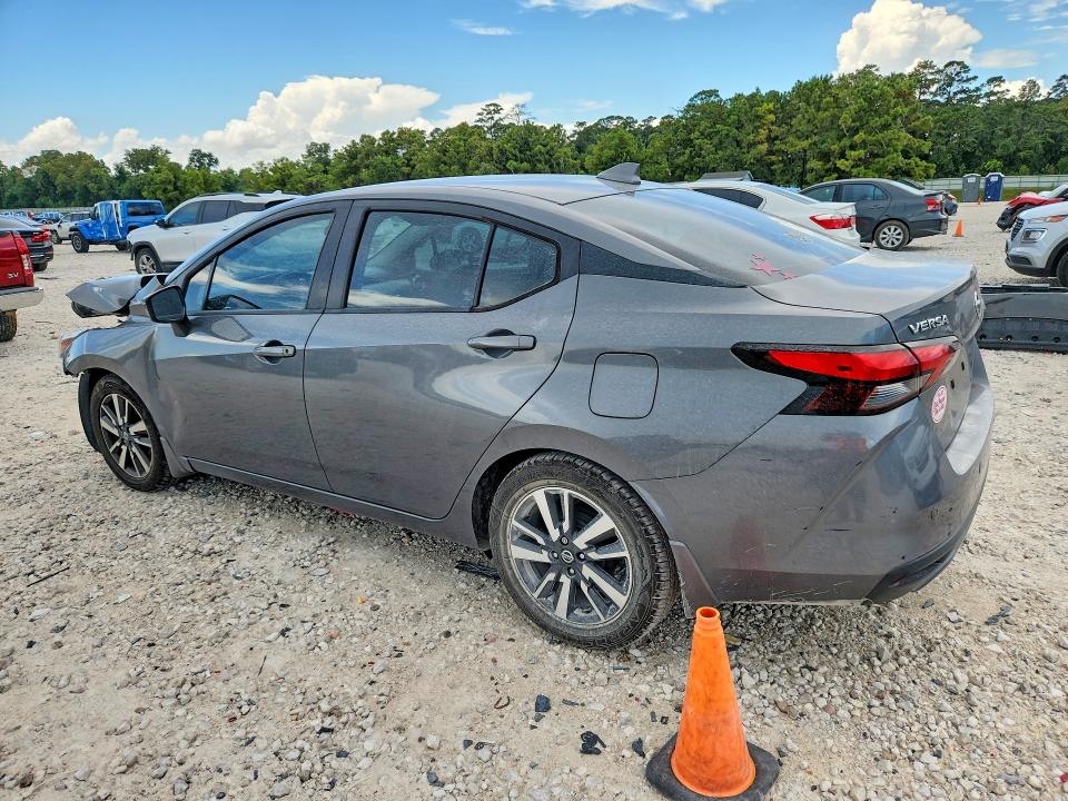 Photo 2 from auction – 2021 NISSAN VERSA with VIN 3N1CN8EV8ML917443
