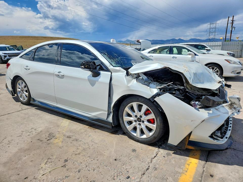 Снимка 4 от търг – 2021 TOYOTA AVALON с VIN 4T1FZ1FB8MU056700
