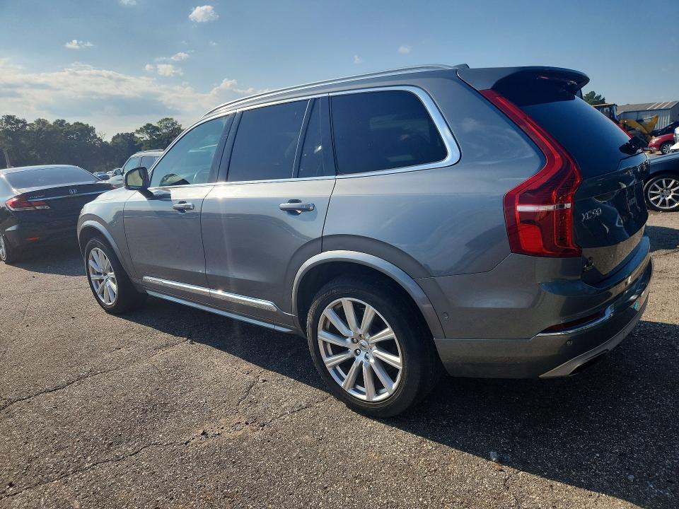 Photo 2 from auction – 2017 VOLVO XC90 with VIN YV4A22PL9H1163565