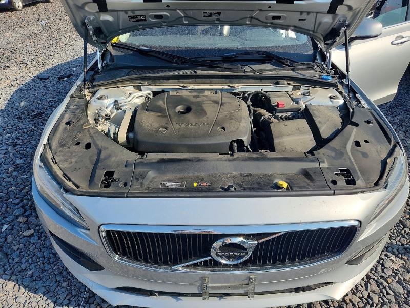 Photo 11 from auction – 2018 VOLVO S90 with VIN LVY982MK2JP015155