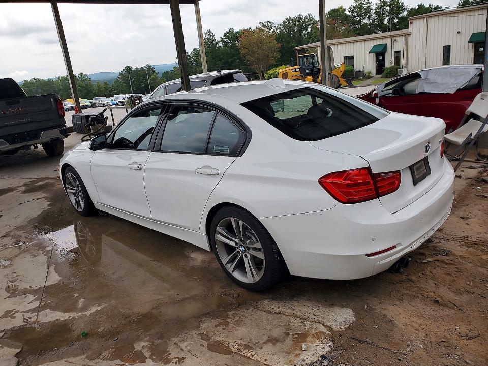 Photo 2 from auction – 2015 BMW 328 with VIN WBA3A5G53FNS89845