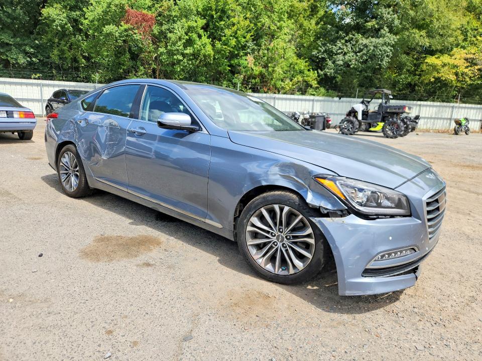 Photo 4 from auction – 2016 HYUNDAI GENESIS with VIN KMHGN4JE1GU121538