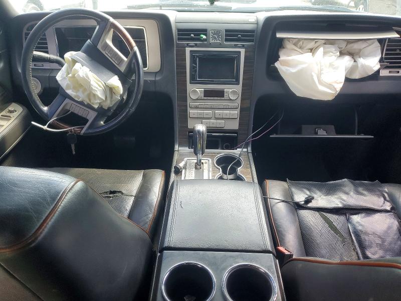 Photo 8 from auction – 2007 LINCOLN NAVIGATOR with VIN 5LMFU28557LJ08738