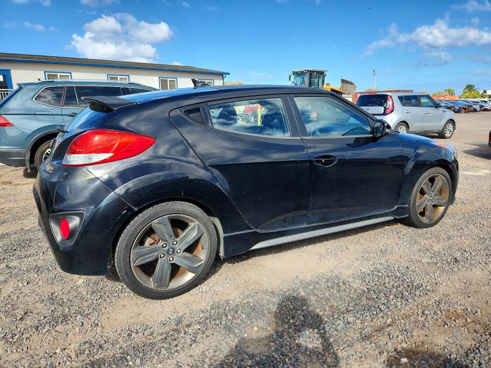 Photo 3 from auction – 2015 HYUNDAI VELOSTER with VIN KMHTC6AE9FU216170