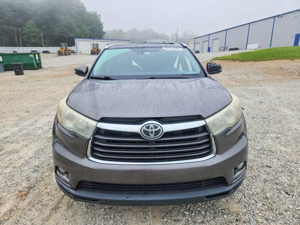 Photo 5 from auction – 2015 TOYOTA HIGHLANDER with VIN 5TDYKRFH7FS108703