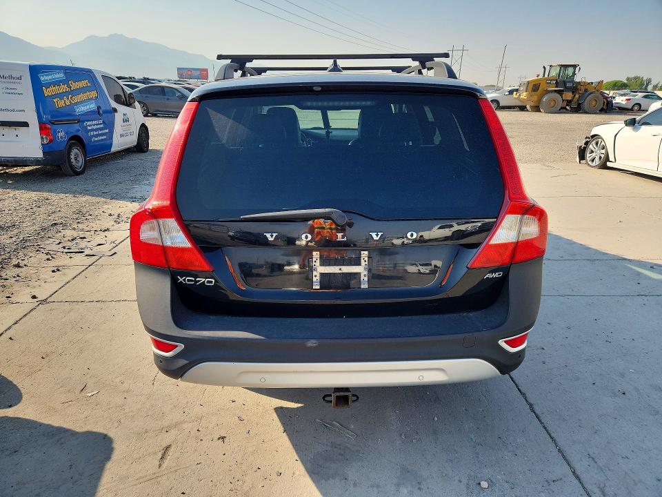 Photo 6 from auction – 2011 VOLVO XC70 with VIN YV4952BZ8B1106299