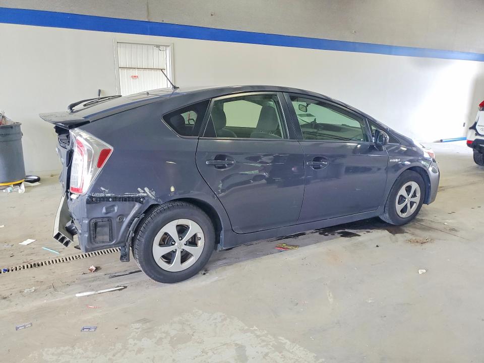 Photo 3 from auction – 2012 TOYOTA PRIUS with VIN JTDKN3DU9C5387714