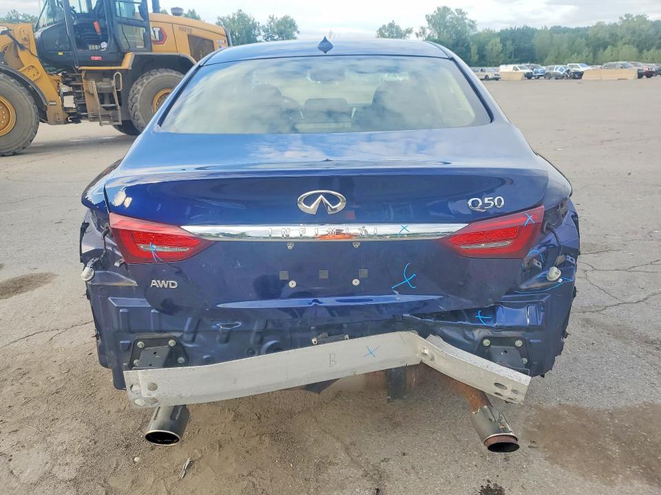 Photo 6 from auction – 2022 INFINITI Q50 with VIN JN1EV7BR4NM341478
