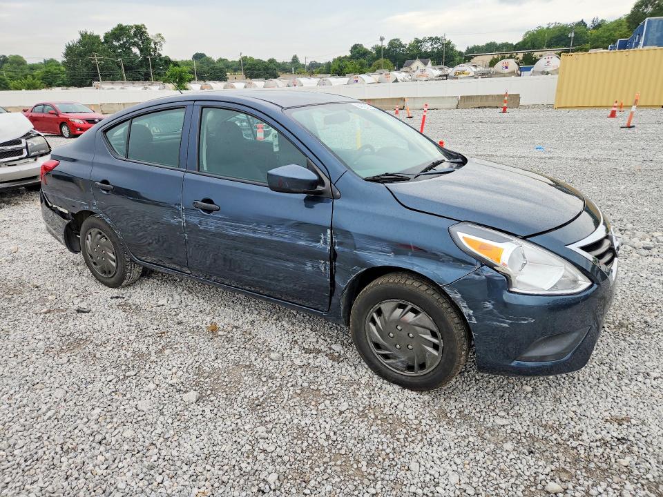 Photo 4 from auction – 2017 NISSAN VERSA with VIN 3N1CN7AP3HL880275