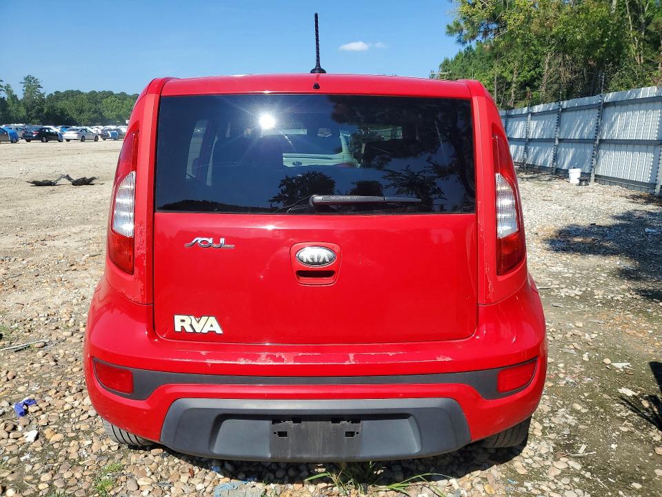 Photo 6 from auction – 2013 KIA SOUL with VIN KNDJT2A51D7574265