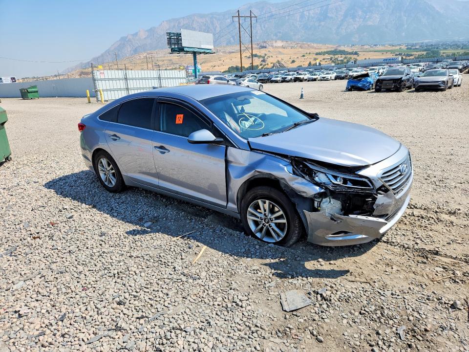 Photo 4 from auction – 2015 HYUNDAI SONATA with VIN 5NPE24AF7FH155456