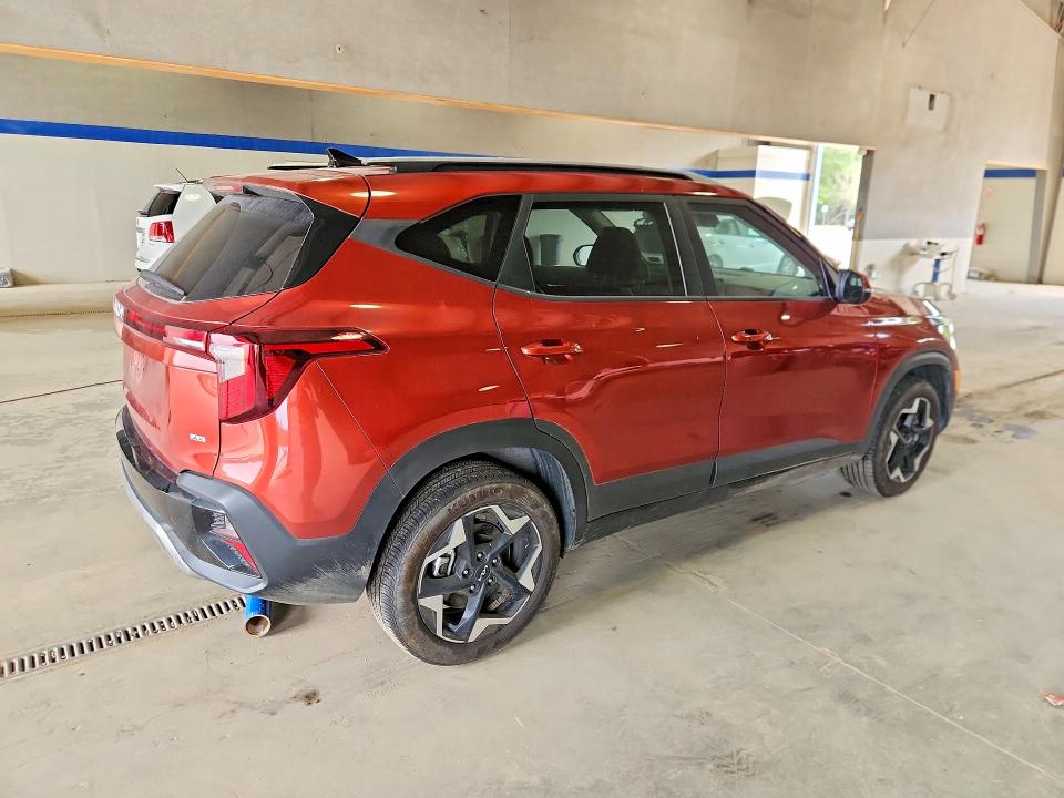 Foto 3 de la subasta – 2025 KIA SELTOS con VIN KNDEUCAA4S7719264