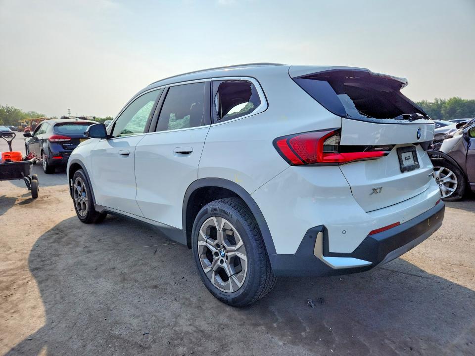 Photo 2 from auction – 2023 BMW X1 with VIN WBX73EF09P5W47815