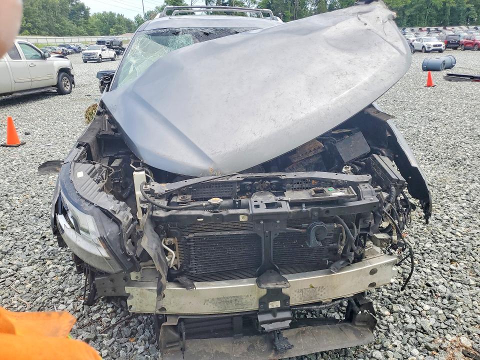 Photo 5 from auction – 2022 NISSAN PATHFINDER with VIN 5N1DR3DK9NC205872