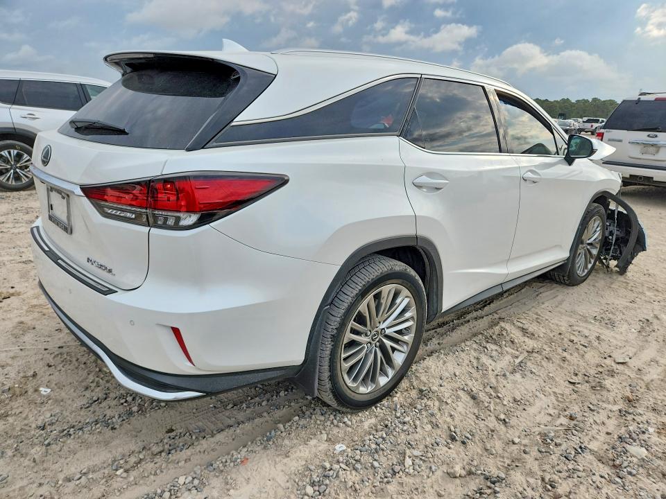 Photo 3 from auction – 2022 LEXUS RX with VIN JTJJZKEA2N2025918