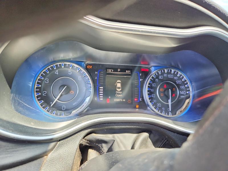 Photo 9 from auction – 2016 CHRYSLER 200 with VIN 1C3CCCABXGN133372