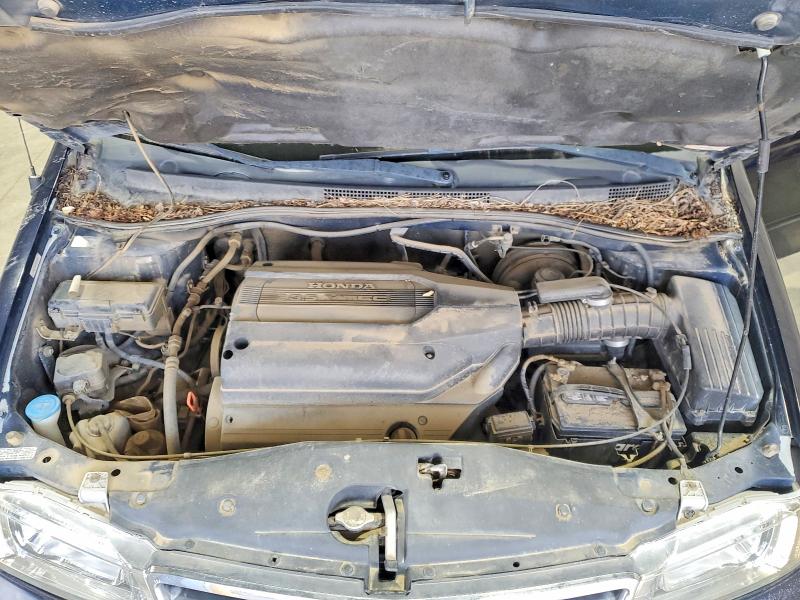 Photo 12 from auction – 2003 HONDA ODYSSEY with VIN 5FNRL18083B028935