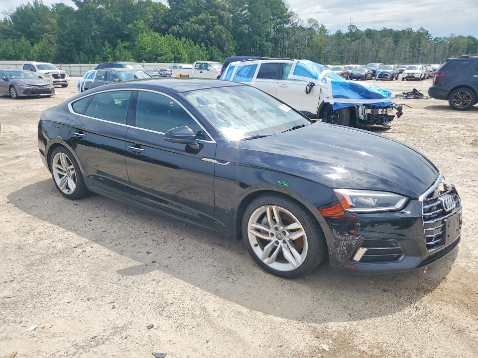 Photo 4 from auction – 2019 AUDI A5 with VIN WAUANCF57KA055937