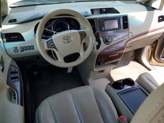 Zdjęcie 8 z aukcji – 2014 TOYOTA SIENNA z VIN 5TDDK3DCXES093518
