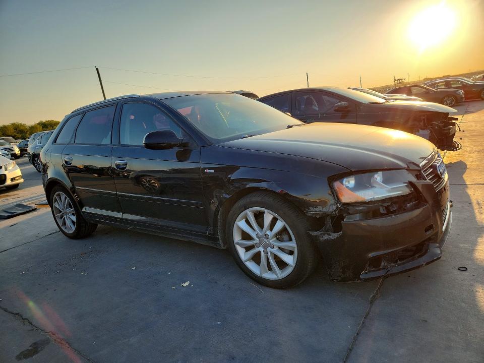 Photo 4 from auction – 2012 AUDI A3 with VIN WAUBJAFM7CA088546