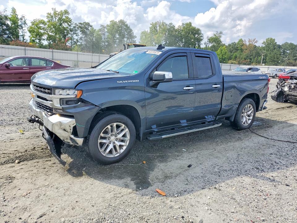 CHEVROLET SILVERADO 2020 مع رقم تعريف المركبة 1GCRYDED1LZ169866 - صورة من المزاد