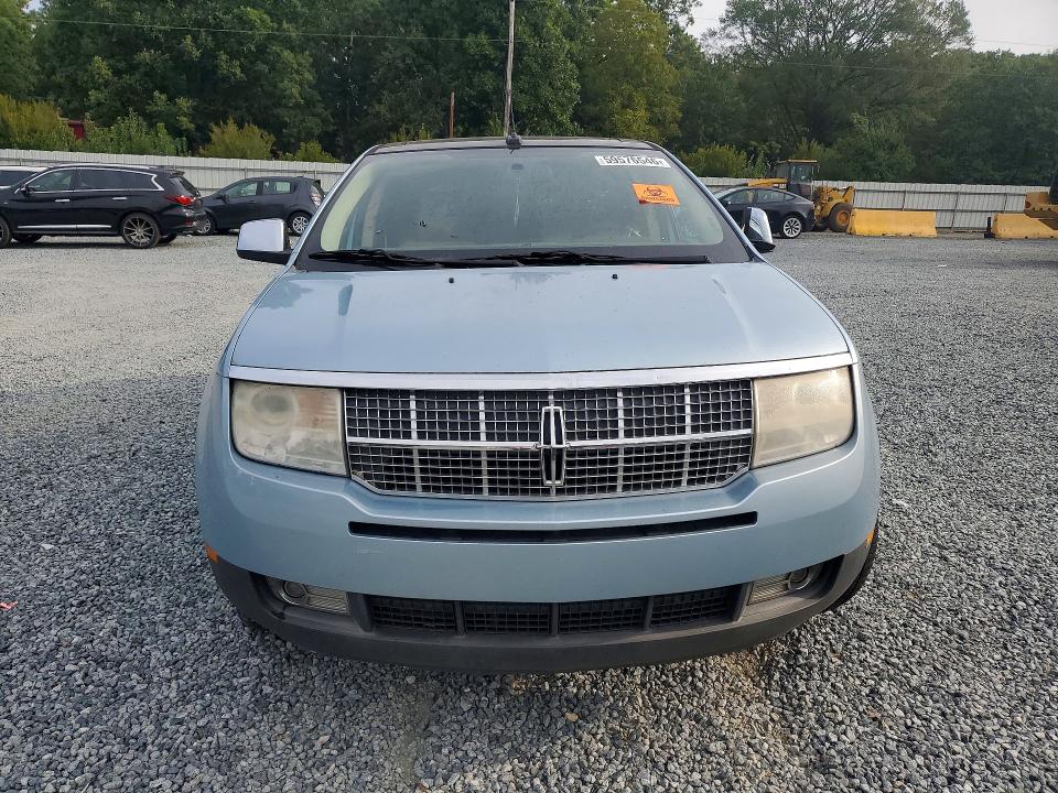 Photo 5 from auction – 2008 LINCOLN MKX with VIN 2LMDU68CX8BJ13679
