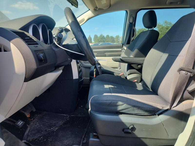 Photo 7 from auction – 2010 DODGE GRAND CARAVAN with VIN 2D4RN4DE2AR161319